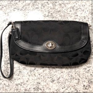 Coach | Black signature canvas wristlet
